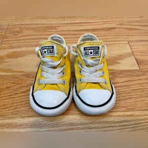Converse All Star toddler canvas shoe YELLOW size 5